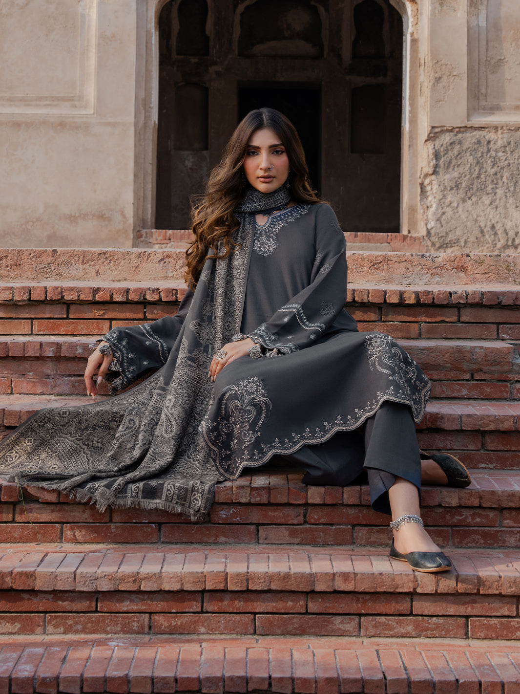 Lawn-3PC Embroidered with Digital Printed Jacquard Dupatta-5050