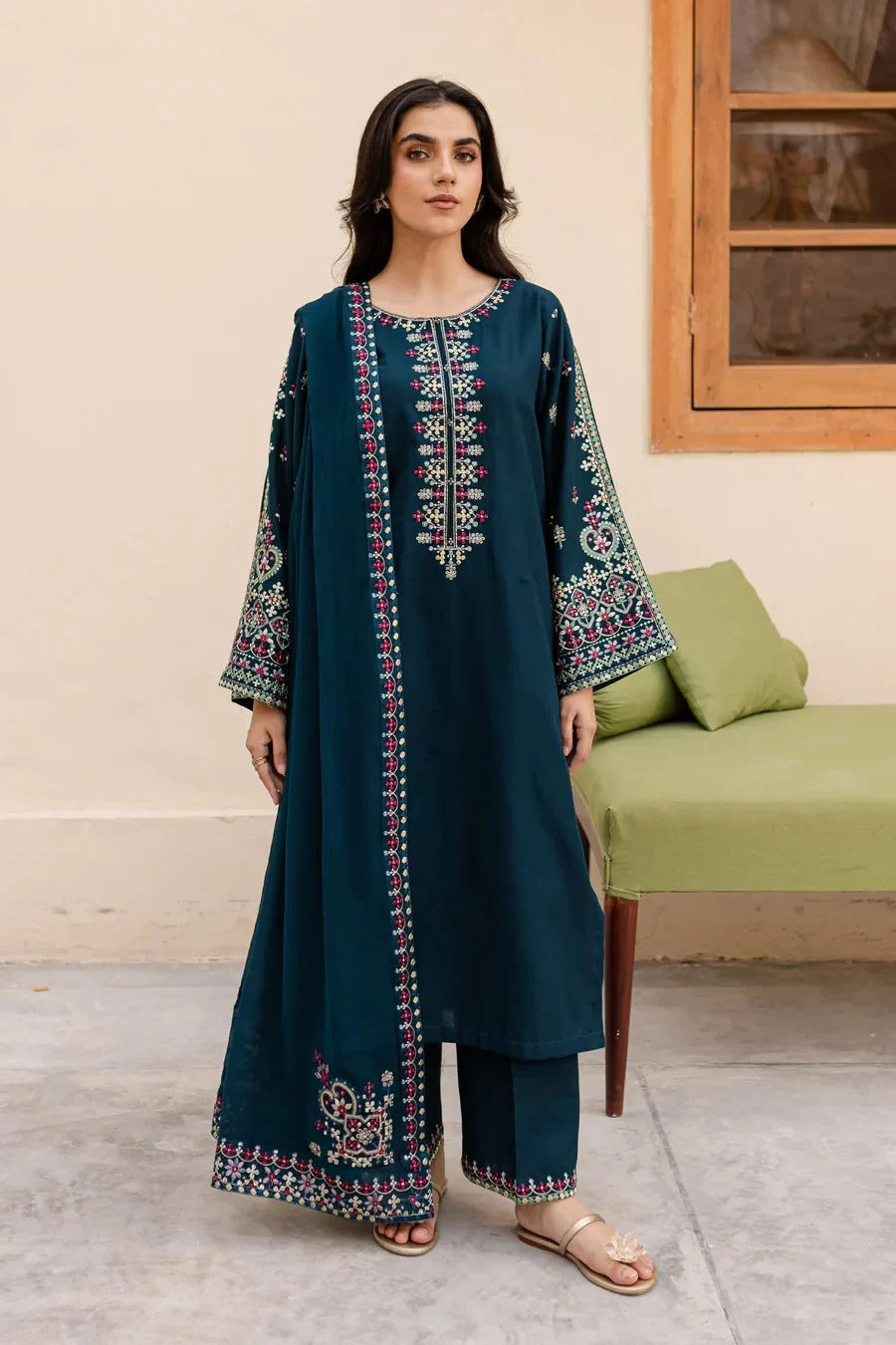 Lawn 3PC Embroidered Suit H-6136