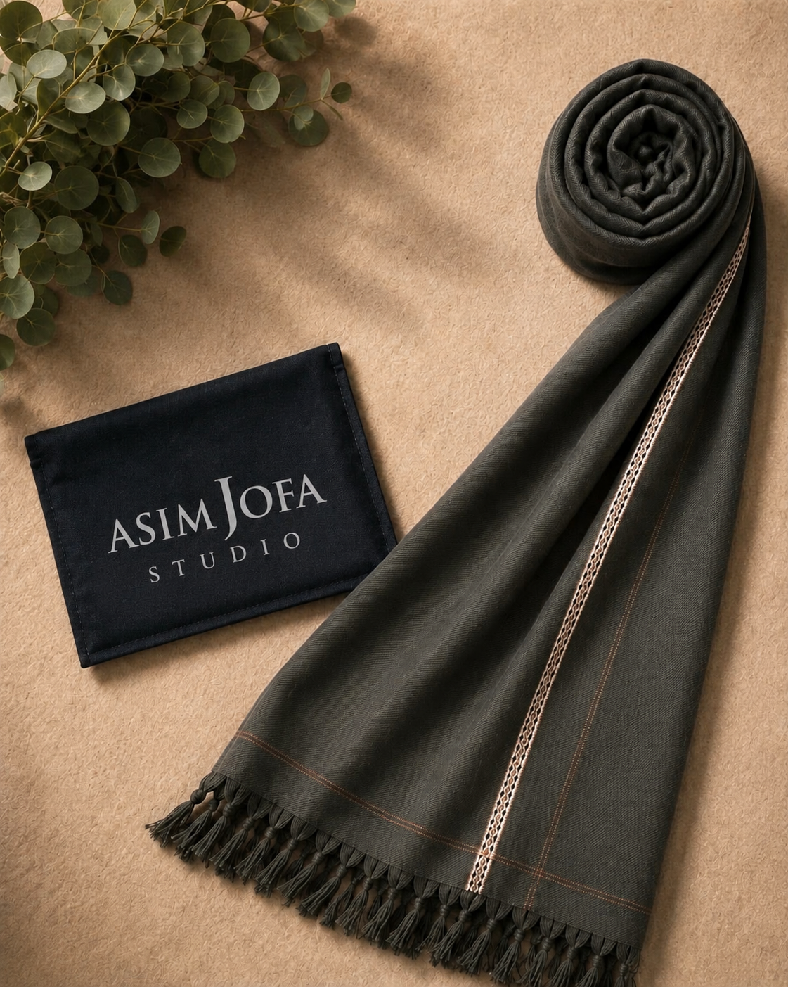 CHARCOAL GREY WOOLEN SHAWAL
